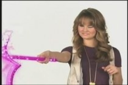 Debby Ryan intro Disney Chanel (5) - Debby Ryan intro Disney Chanel2