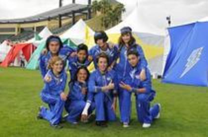 echipa albastra
