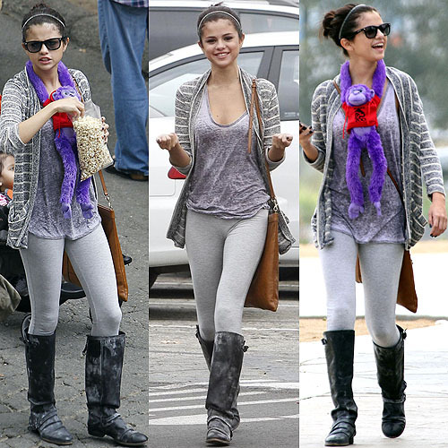 selena cu aceleasi cizme