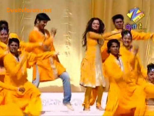 196805_197246553642446_174787245888377_592465_4981559_n - Archana si Manav in Choti Bahu 2