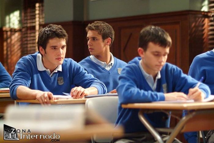 317806_10150324065982536_106372497535_8527946_1284124846_n