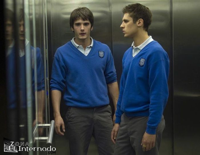 317144_10150324090652536_106372497535_8528052_1837237037_n