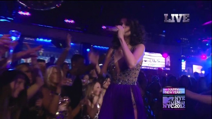 bscap0223 - Selena Gomez-Demi Lovato At The MTV NYE