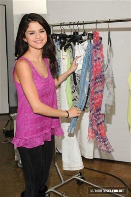 normal_usn-dol-collection-backstage_281029