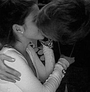 hdghrgbh - justin and selena