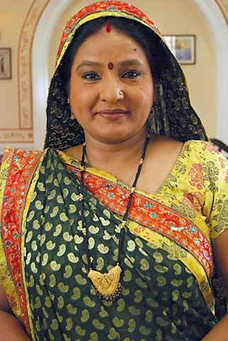 -Hey. Oh, Saif ai venit asa de devreme...