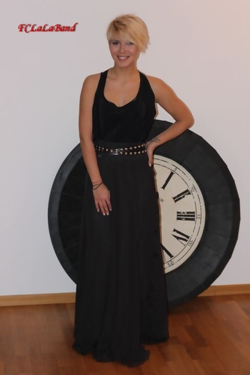 sore-iti-prezinta-piesele-de-rezistenta-din-dulapul-ei-galerie-foto_5