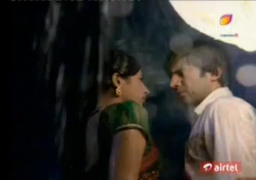 399301_301451299898602_192473864129680_866444_1203141567_n - Abhay and phulwa love scenes