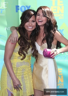 Demitzu (240) - Demitzu - 07 08 2011 - Teen Choice Awards