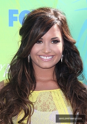 Demitzu (245) - Demitzu - 07 08 2011 - Teen Choice Awards