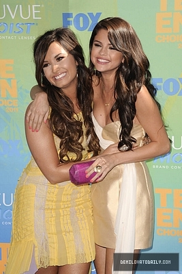 Demitzu (275) - Demitzu - 07 08 2011 - Teen Choice Awards