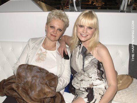 31836419532754387046516