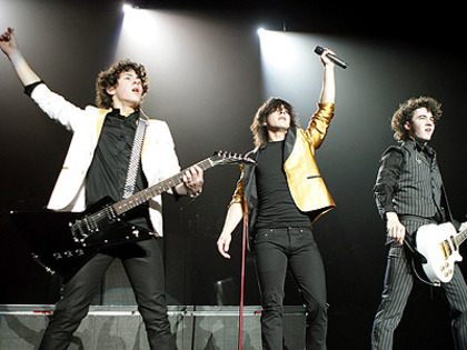 jonas_brothers-style - vedete