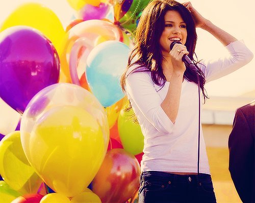 379035_267317106657299_119049044817440_654135_1718756604_n