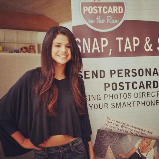 400863_267262376662772_119049044817440_654042_863221457_n - Selena Gomez 2