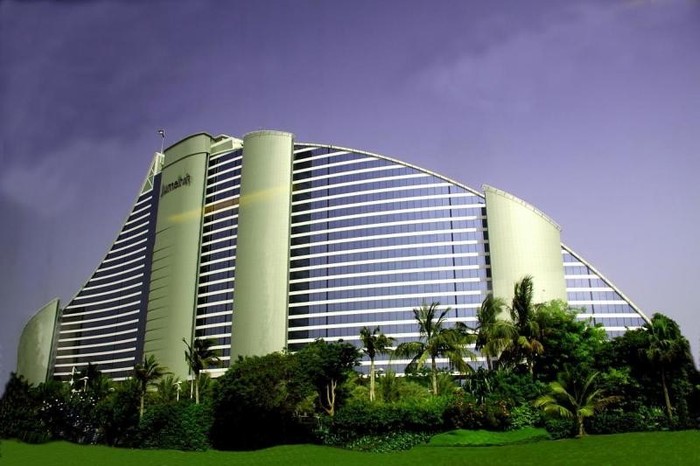 jumairah_hotel - Dubai-unul din cele mai luxoase mai exlusiviste si mai frumoase orase