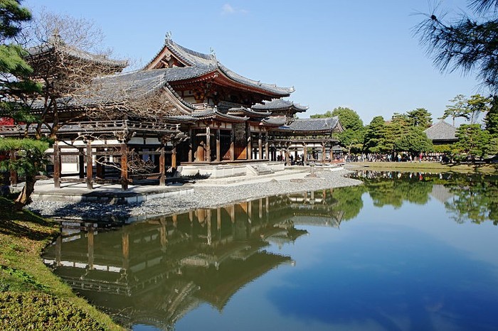 800px-Byodo-in_in_Uji - Cultura japoneza