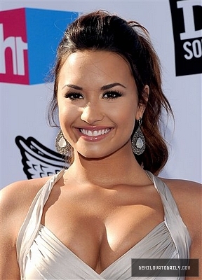 Demitzu (39) - Demitzu - 14 08 2011 - VH1 Do Something Awards