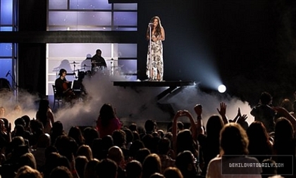 Demitzu (93) - Demitzu - 14 08 2011 - VH1 Do Something Awards