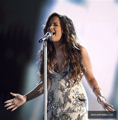 Demitzu (96) - Demitzu - 14 08 2011 - VH1 Do Something Awards