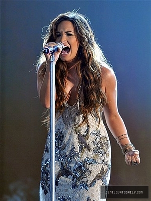 Demitzu (98) - Demitzu - 14 08 2011 - VH1 Do Something Awards