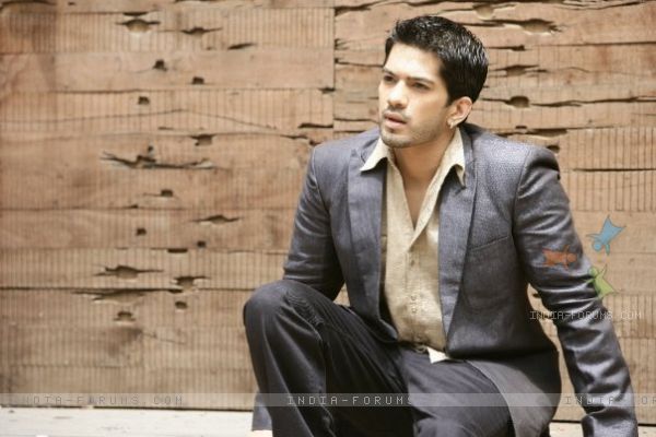 157037-amit-tandon - AMIT TANDON