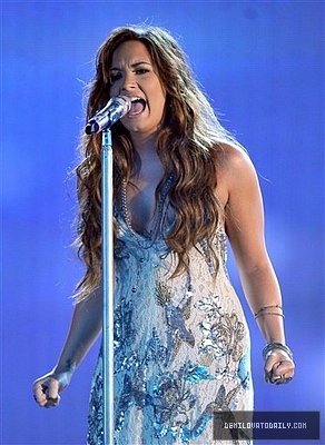 Demitzu (105) - Demitzu - 14 08 2011 - VH1 Do Something Awards