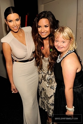 Demitzu (114) - Demitzu - 14 08 2011 - VH1 Do Something Awards