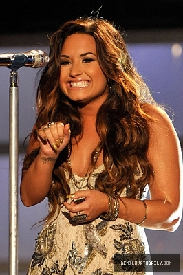 Demitzu (118) - Demitzu - 14 08 2011 - VH1 Do Something Awards