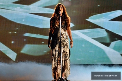 Demitzu (126) - Demitzu - 14 08 2011 - VH1 Do Something Awards