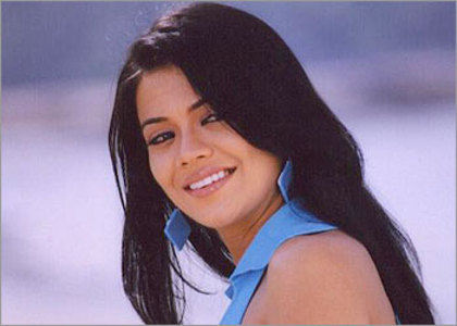 45204250_SBHFGTKMF - SHWETA GULATI