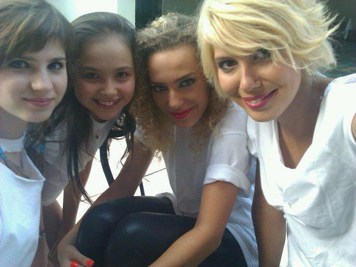 4 fete :x - PUNEM PARIU CU VIATA