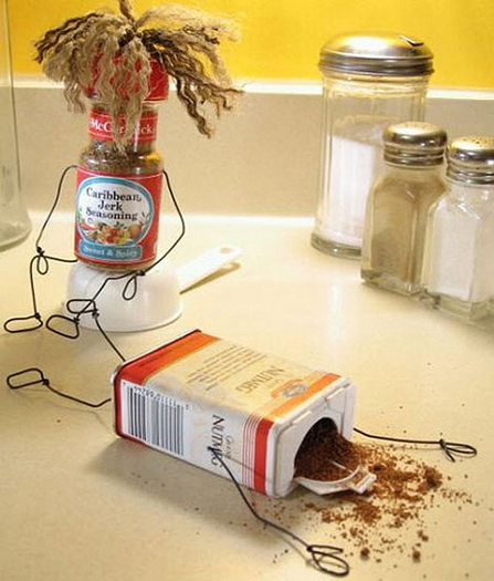 chestii-facute-din-sarme-si-agrafe-de-birou-25