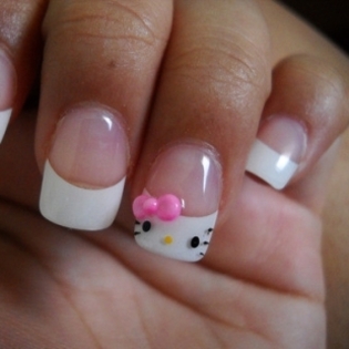 nails