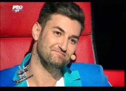 SMILEY LA VOCEA ROMANIEI