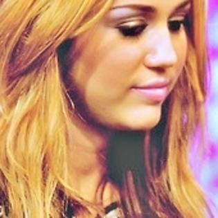 079 - Miley Cyrus