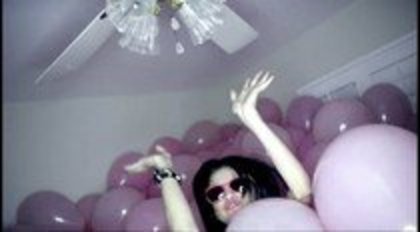 Selena - Gomez - Hit - The - Lights (51)