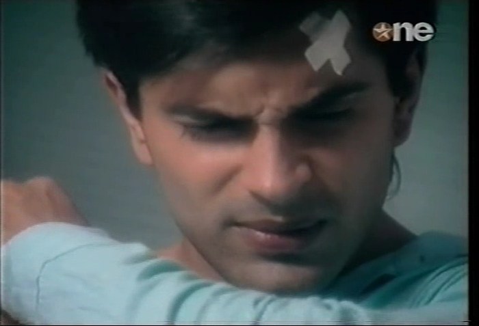 75 - DILL MILL GAYYE KaSh As AR Luv Confession Scene Caps I