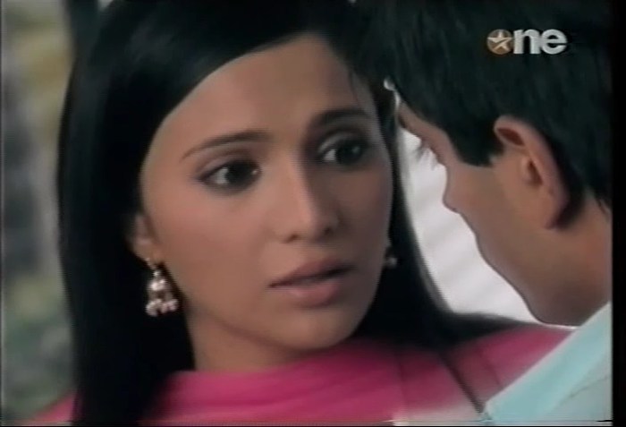 KaSh 1 (5) - DILL MILL GAYYE KaSh As AR Luv Confession Scene Caps II