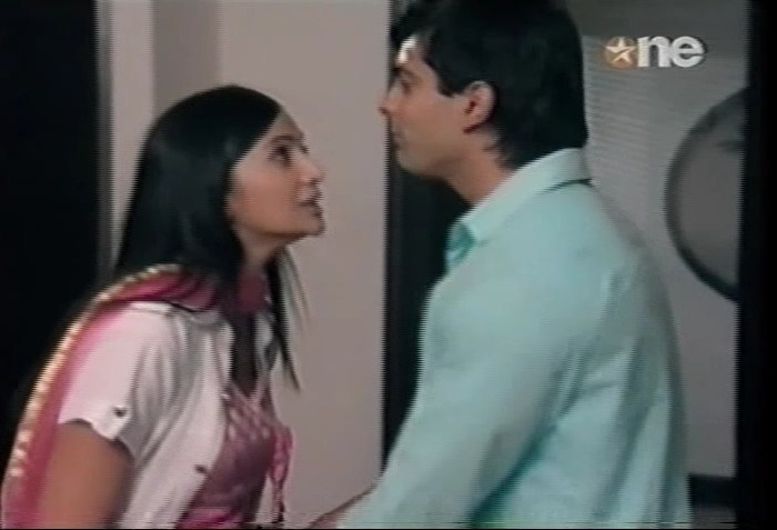 KaSh 2 - DILL MILL GAYYE KaSh As AR Luv Confession Scene Caps II