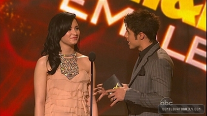 Demitzu (50) - Demitzu - 22 11 2009 - American Music Awards Captures
