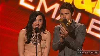 Demitzu (145) - Demitzu - 22 11 2009 - American Music Awards Captures