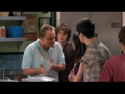 [1]Alex-Tells-the-World 111 - Episode Alex tells the world
