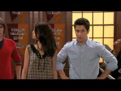 [1]Alex-Tells-the-World 281 - Episode Alex tells the world