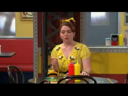 [1]Alex-Tells-the-World 355 - Episode Alex tells the world