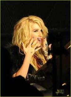 ooo - poze Kesha