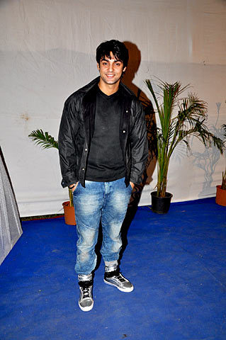 221210054835_karan_wahi