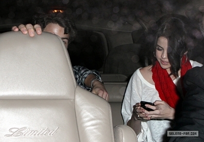 normal_013 - FEBRUARY 2ND - Has dinner with Nick Jonas at Philippe Chow