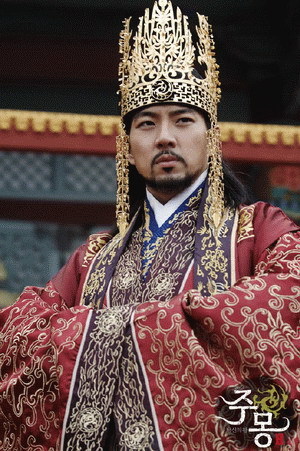 Jumong-04 - Legendele Palatului Printul Jumong