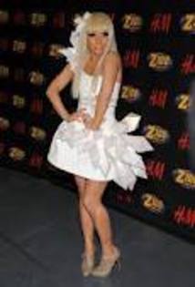 zfhiclgh - lady gaga